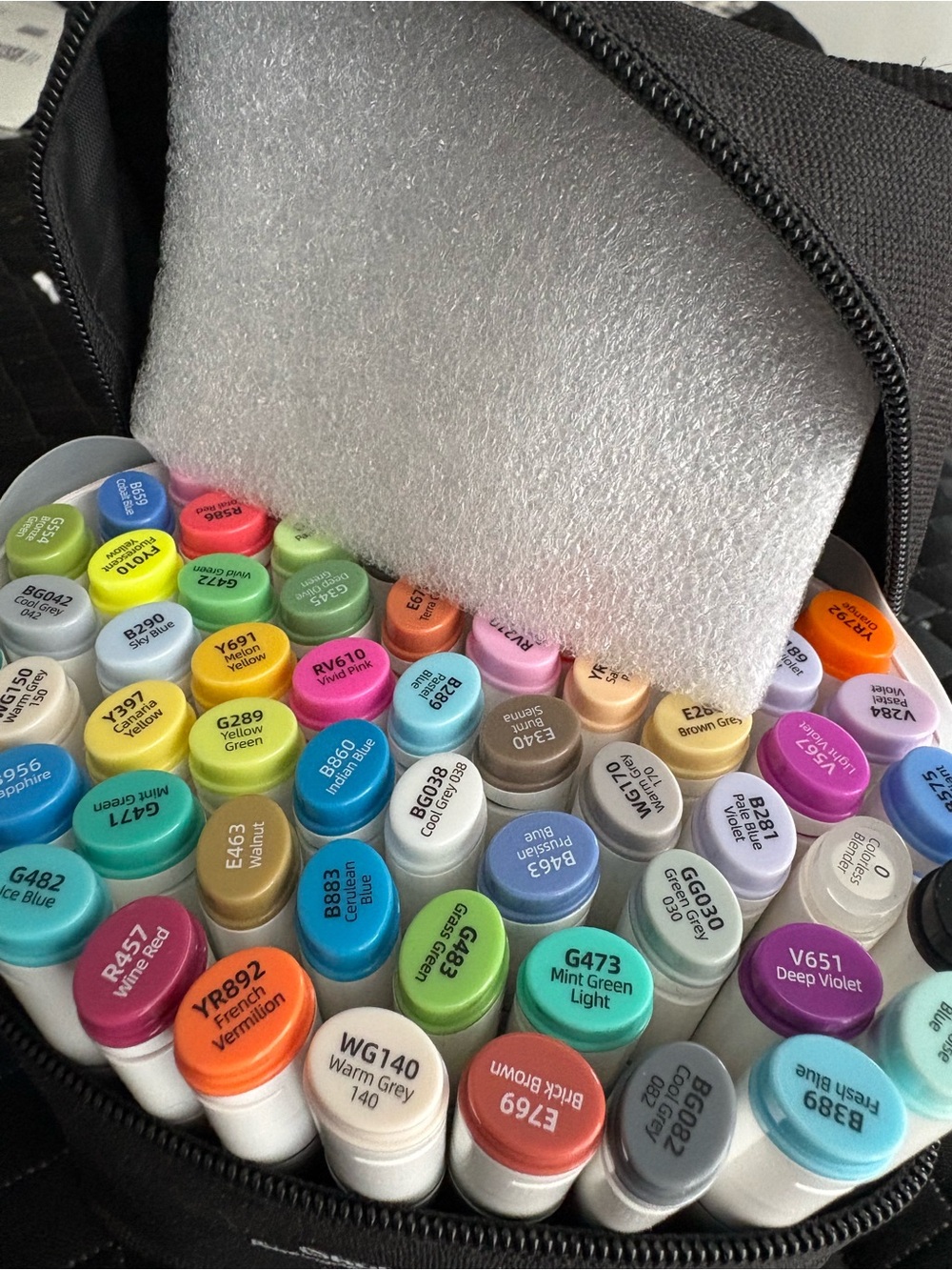 Brand New Artist’s 60pk Marker Set - Multi Color Alcohol Markers(Open to offers)